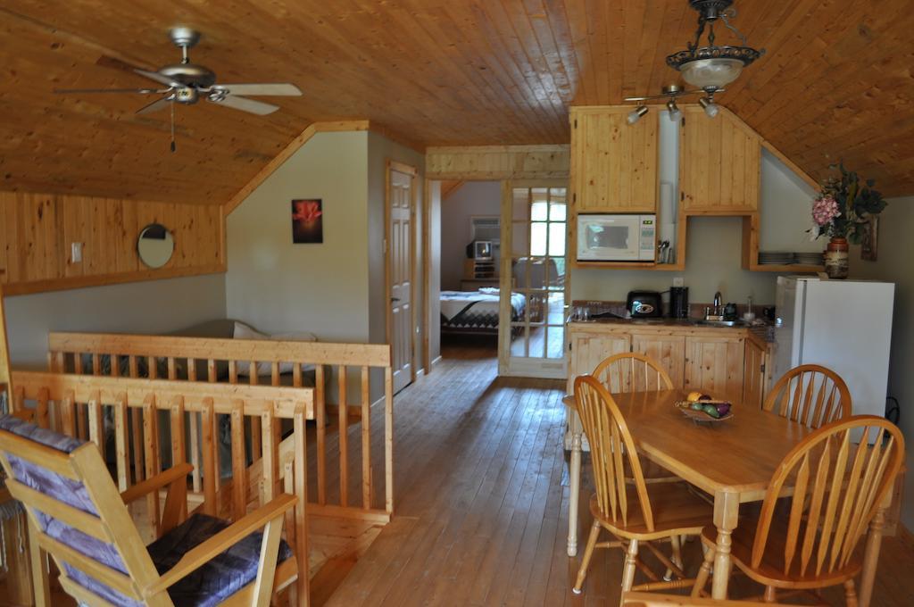 Gite De La Riviere Chibougamau Exterior foto